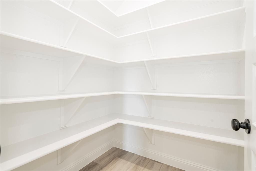 AMBERGROVE AT WHITESIDE VILLAGE - Residential Lease