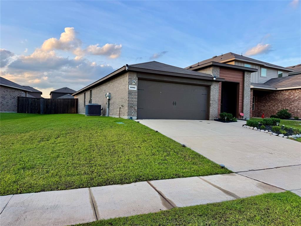 1085 Old Oaks Drive