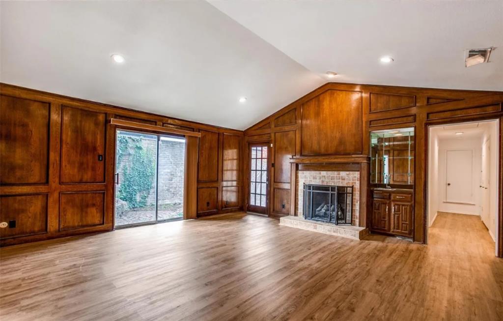 1106 Richland Oaks Drive