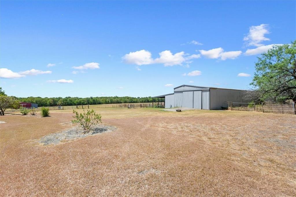 M MATA - Residential