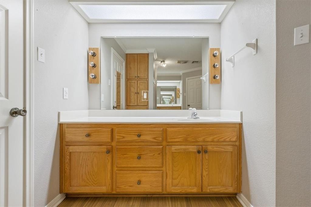 M MATA - Residential