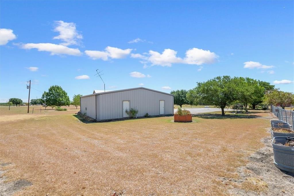 M MATA - Residential