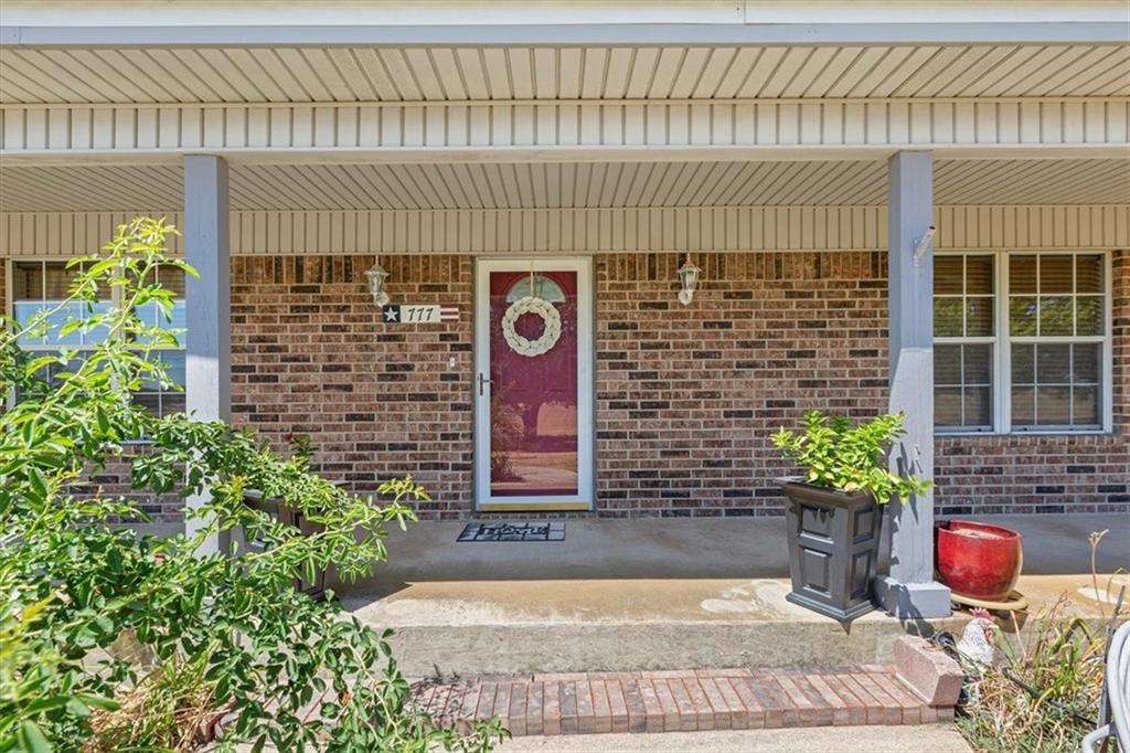 M MATA - Residential