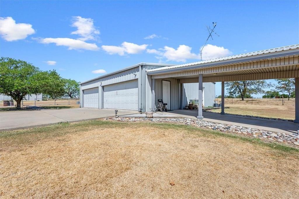 M MATA - Residential