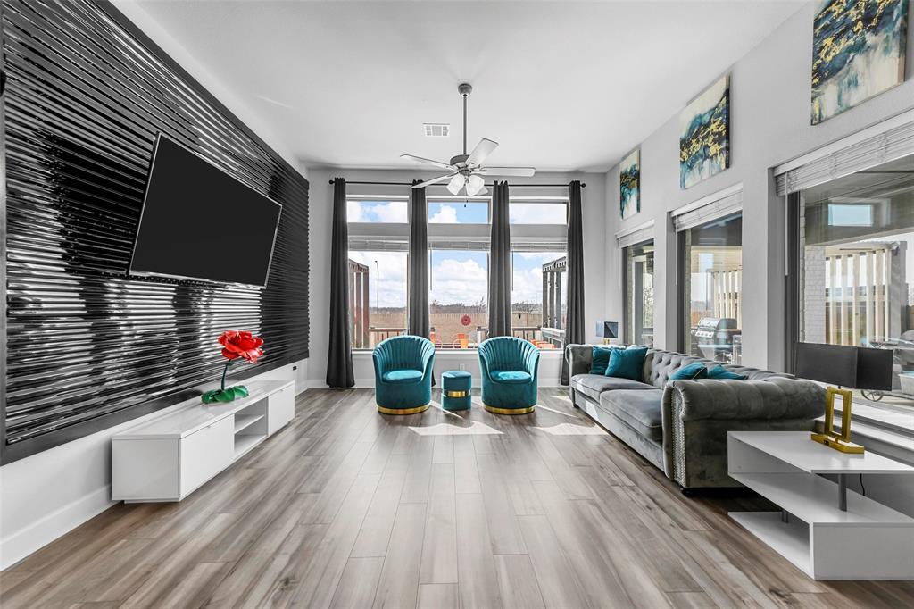 TAVOLO PARK BLOCK 20 LOT 4 - Residential