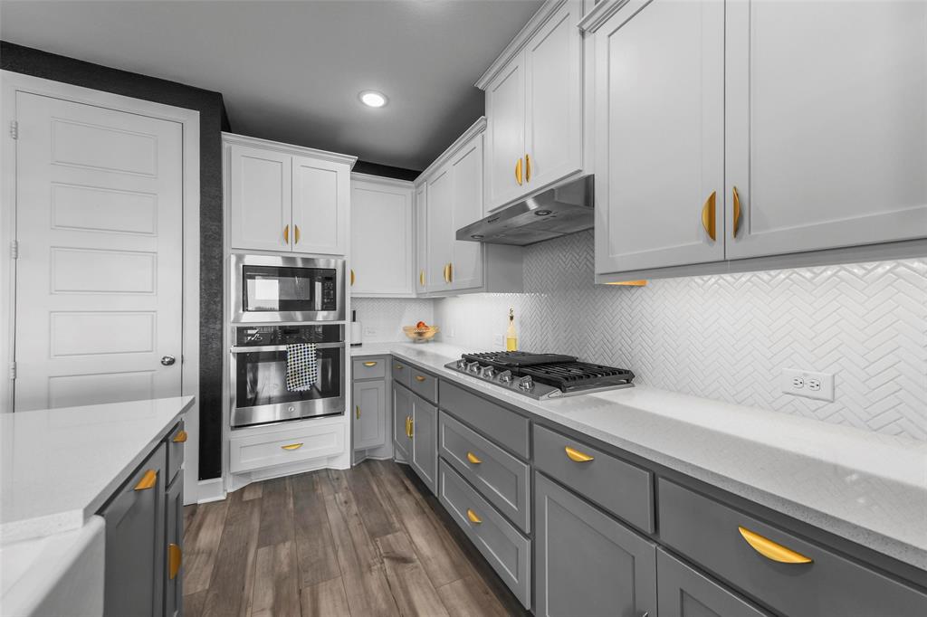 TAVOLO PARK BLOCK 20 LOT 4 - Residential