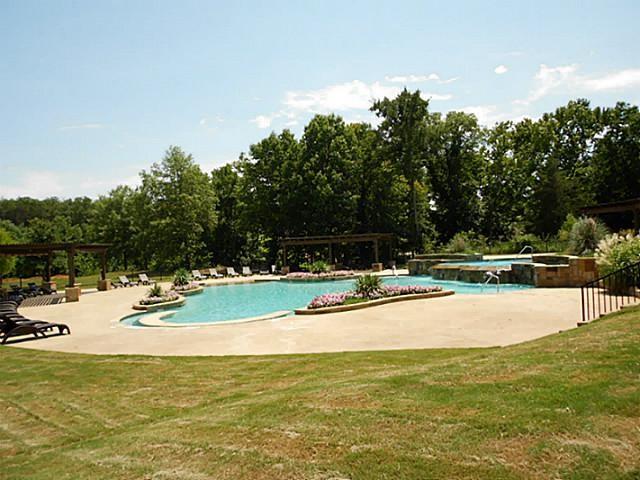 TBD Palisades Dr