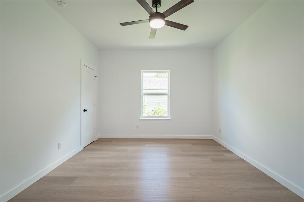 Joe A 02 Irvin - Residential