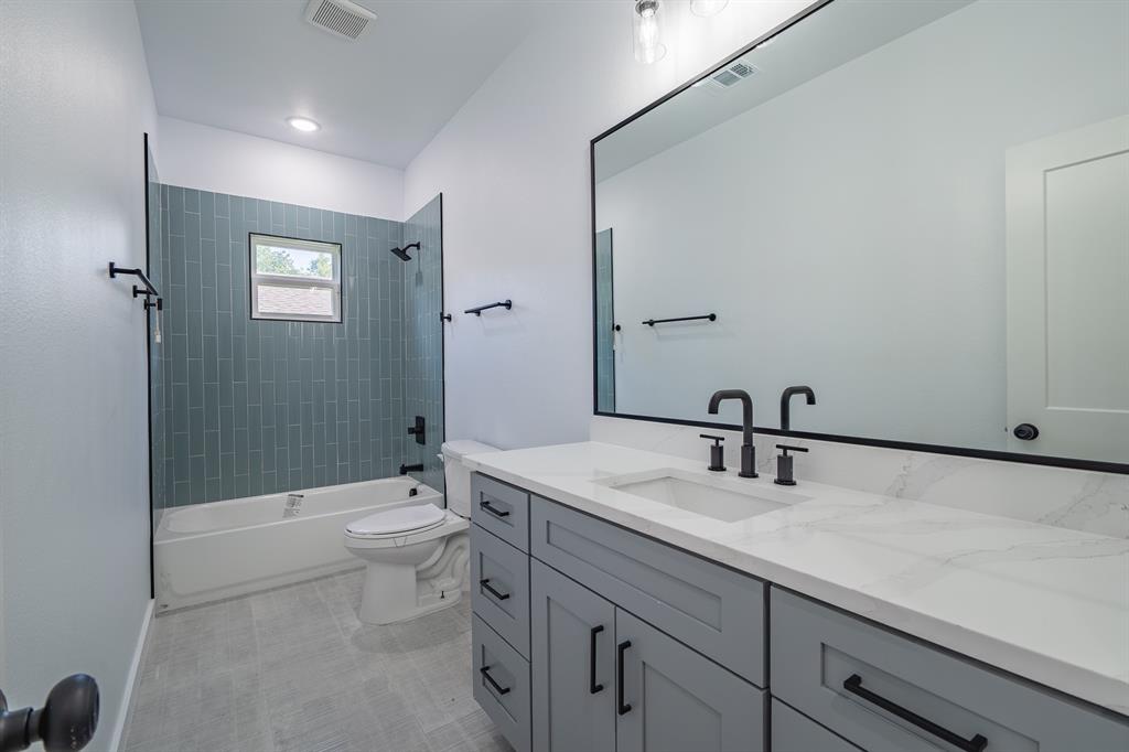Joe A 02 Irvin - Residential