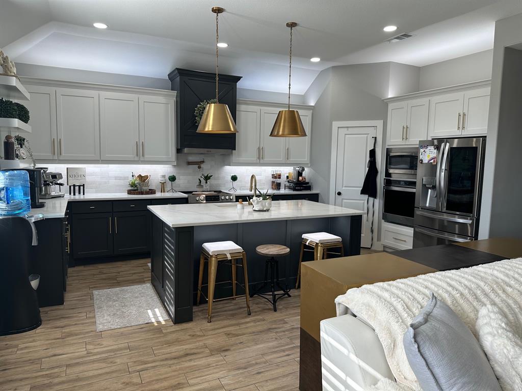 351 Mesa Ridge