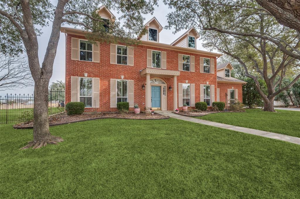 307 Chestnut Cove Circle