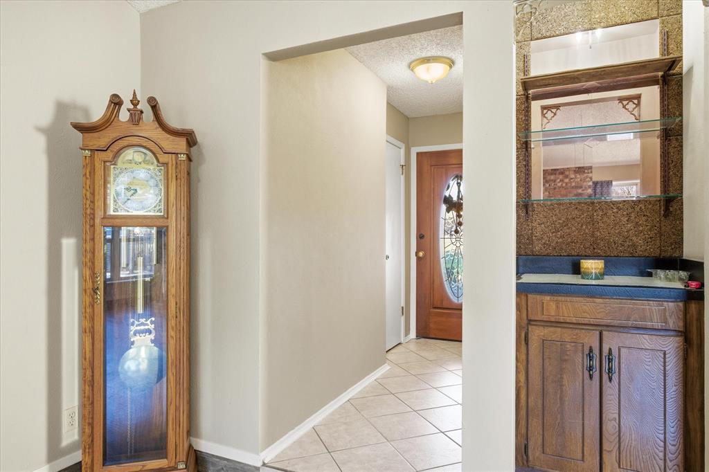 309 De La Cruz Street