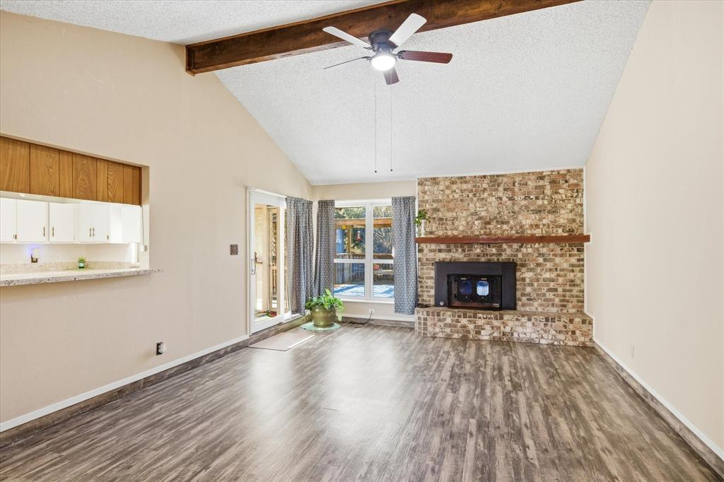 309 De La Cruz Street