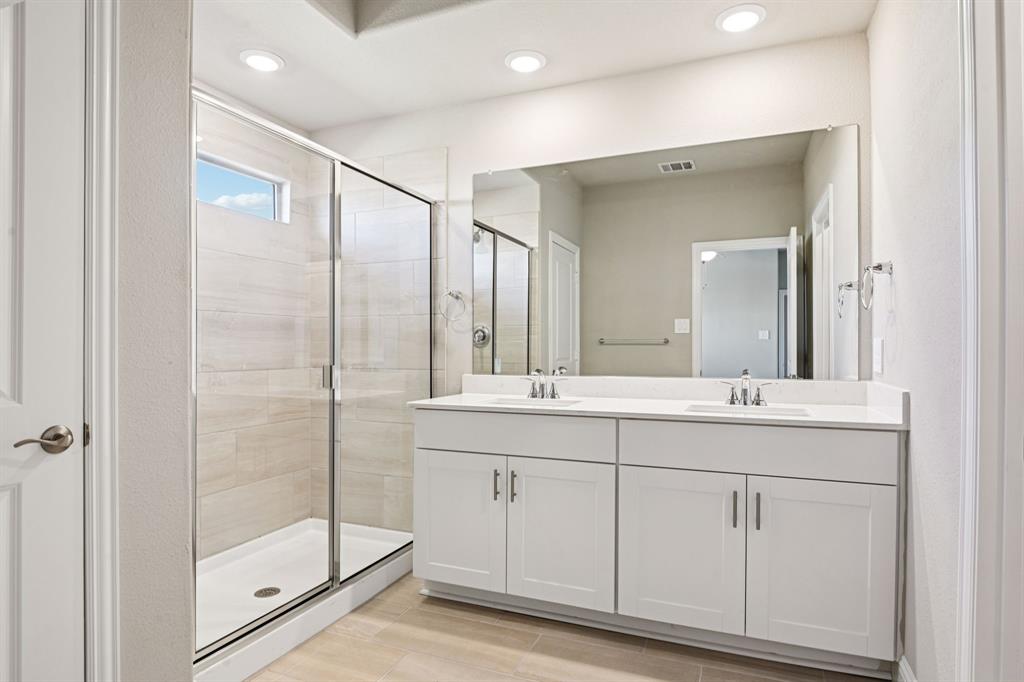 Lakehaven - Residential