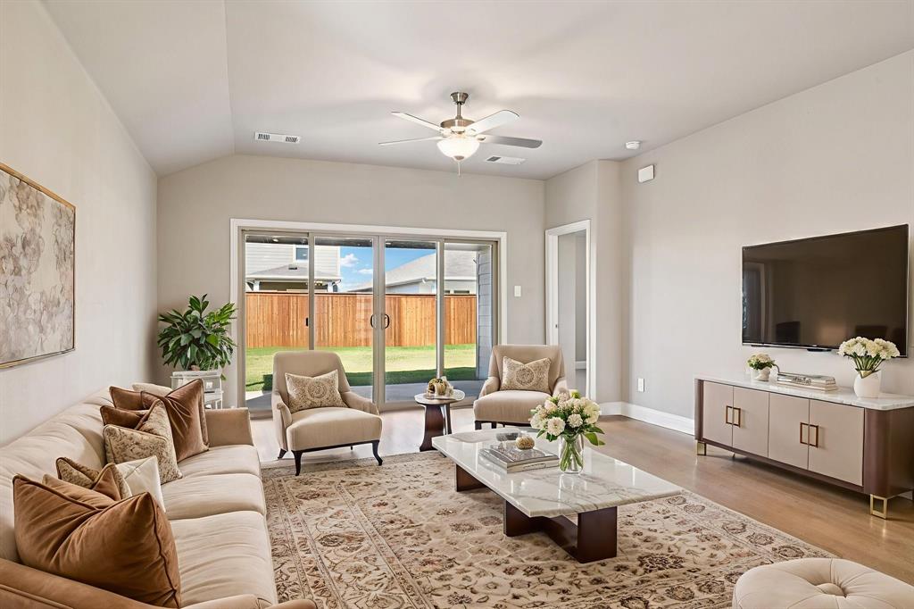 Lakehaven - Residential