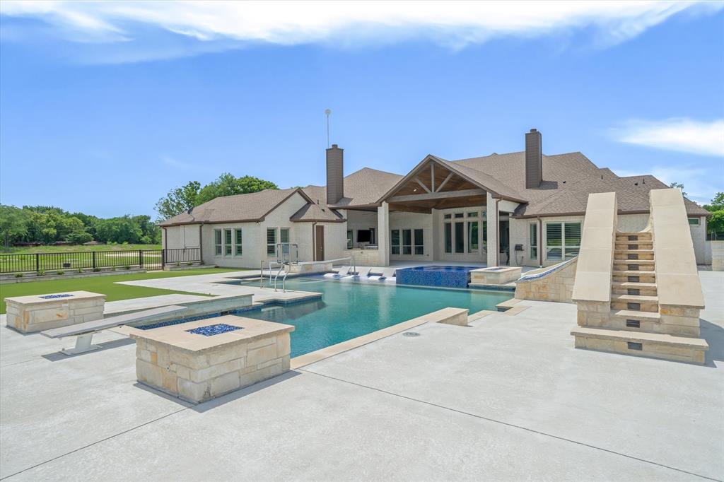 Wills Point, Texas, 75169, United States, 4 Bedrooms Bedrooms, ,5 BathroomsBathrooms,Residential,Active,2044168