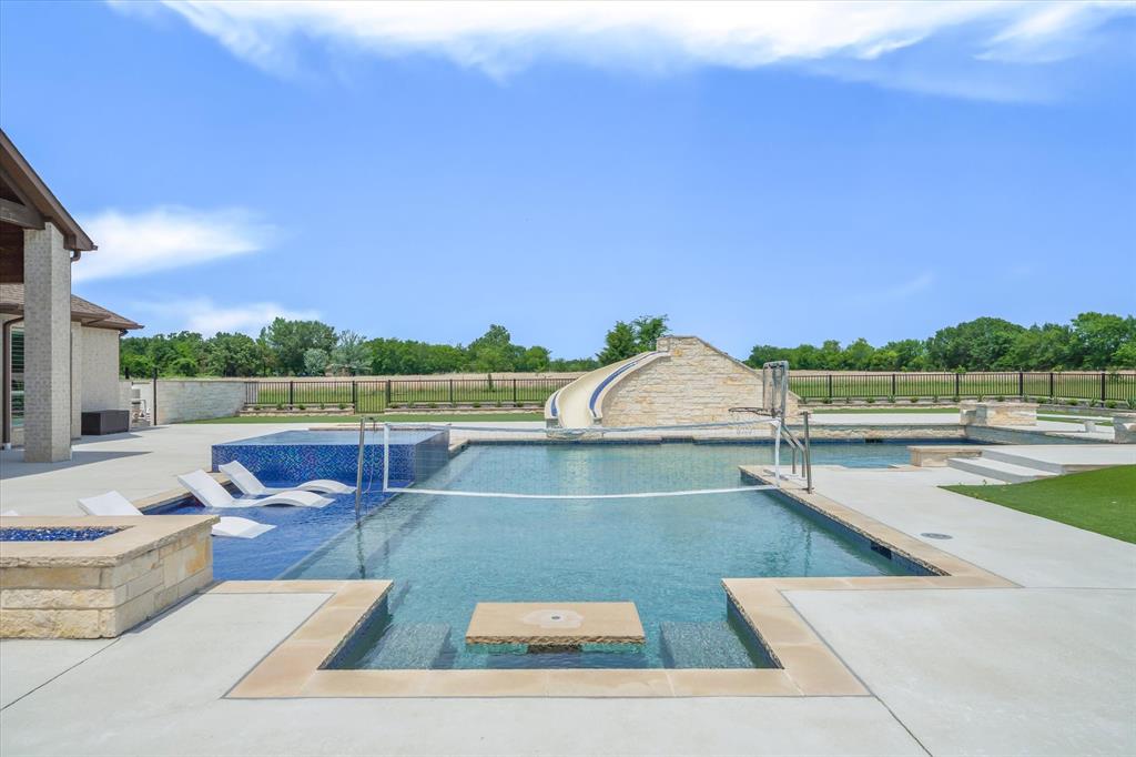 Wills Point, Texas, 75169, United States, 4 Bedrooms Bedrooms, ,5 BathroomsBathrooms,Residential,Active,2044168