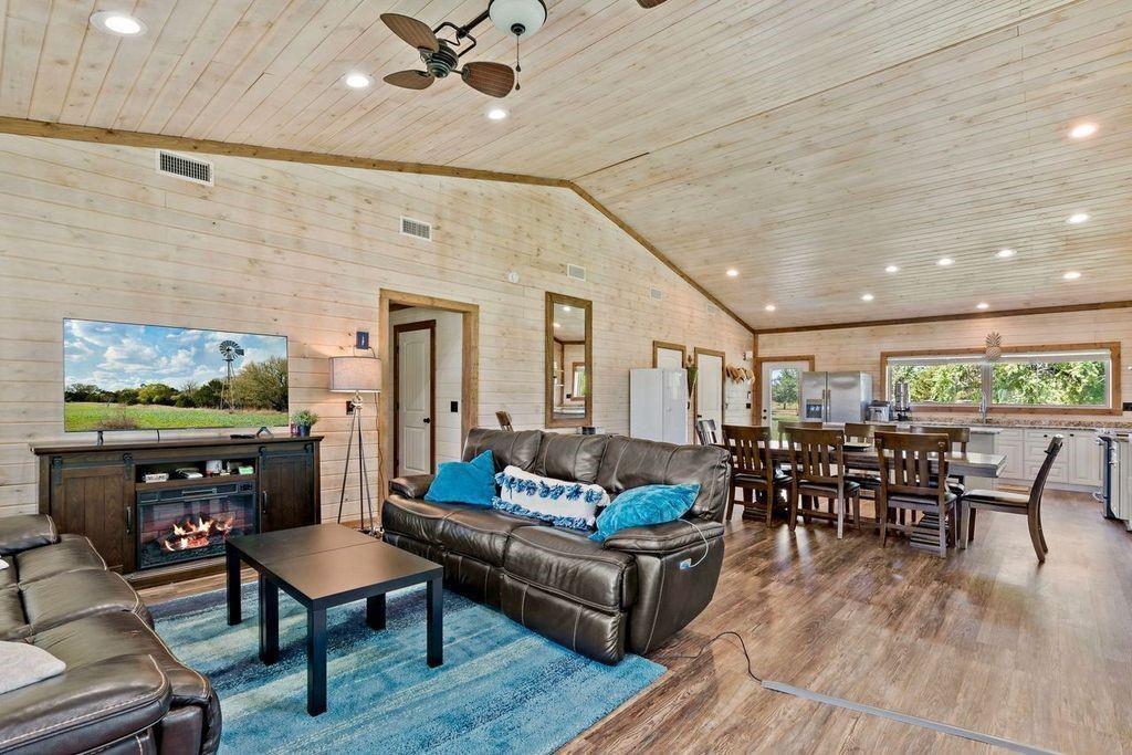 550 County Road 35400