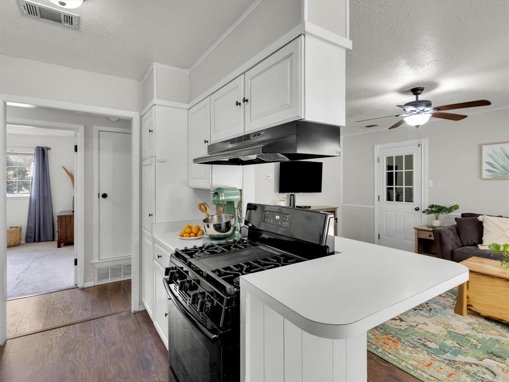 Crestmoor Park - Residential