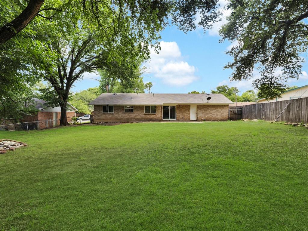 Crestmoor Park - Residential