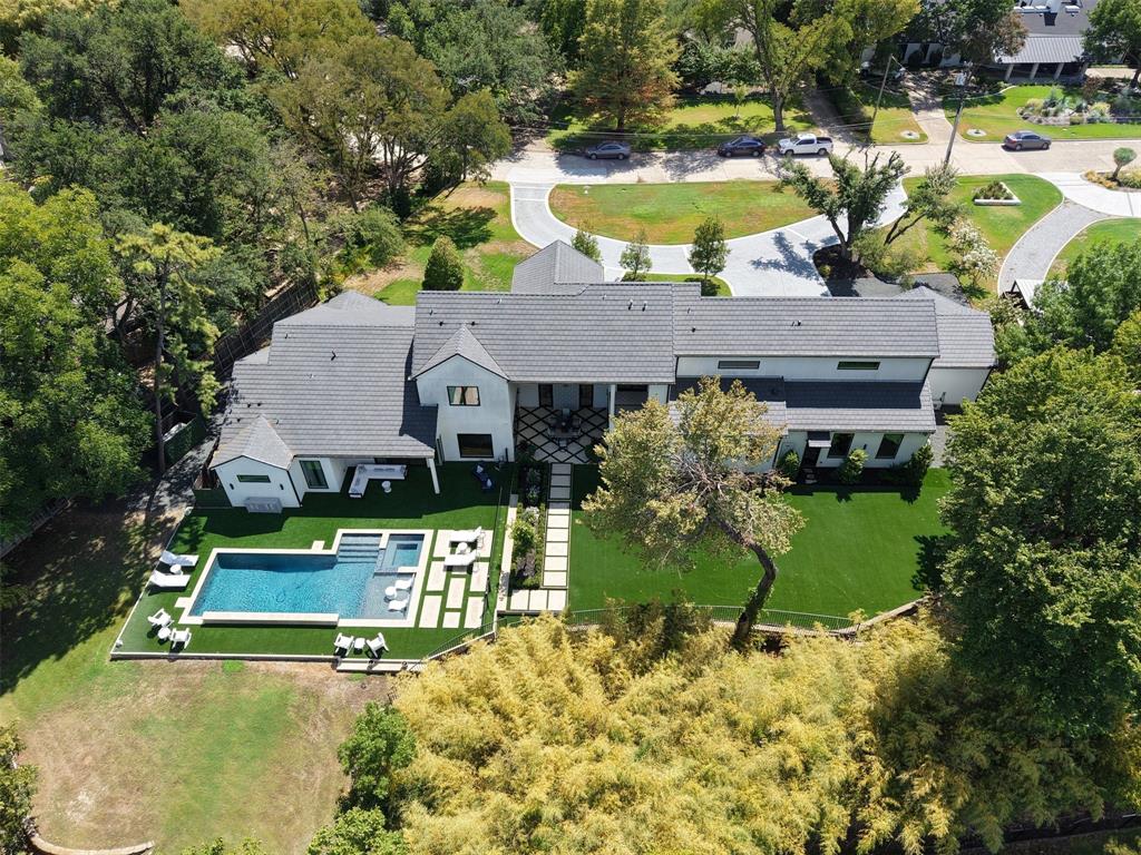 4923 Crooked Lane