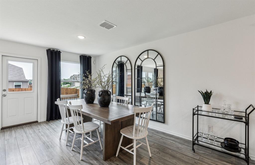 Elizabeth Creek - Residential