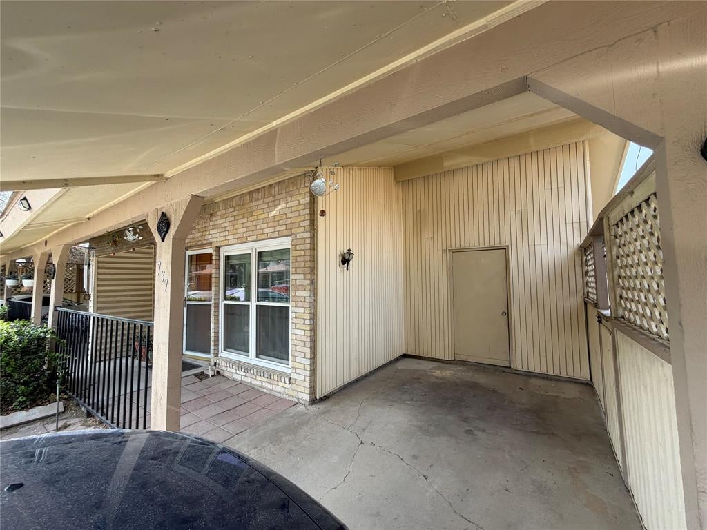 737 Ticonderoga Drive