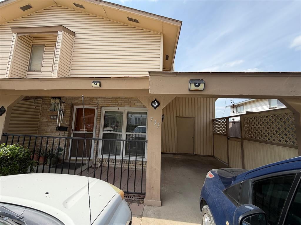 737 Ticonderoga Drive