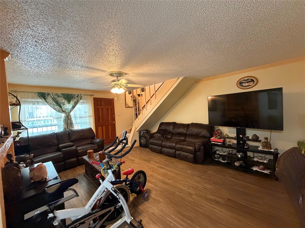 737 Ticonderoga Drive