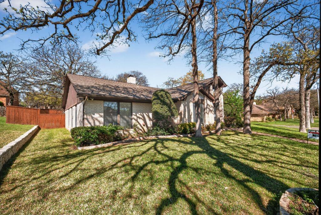 1800 High Vista Court