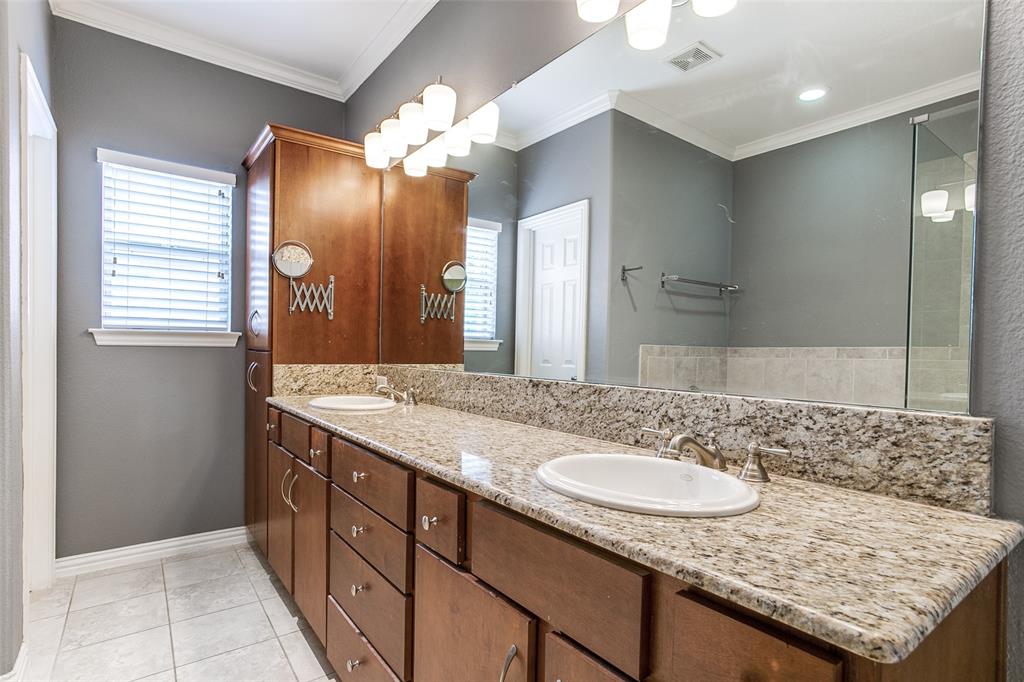 Dallas, Texas 75235, United States, 3 Bedrooms Bedrooms, ,4 BathroomsBathrooms,Residential,Active,8139