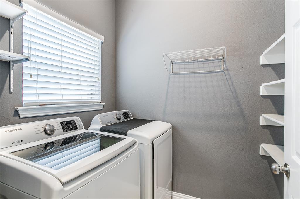 Dallas, Texas 75235, United States, 3 Bedrooms Bedrooms, ,4 BathroomsBathrooms,Residential,Active,8139