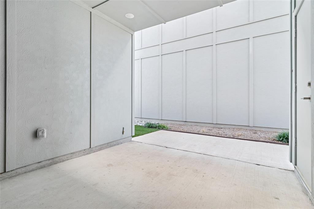 Sapphire Bay - Residential Lease