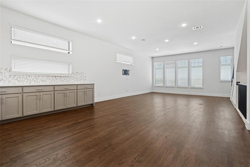 Sapphire Bay - Residential Lease