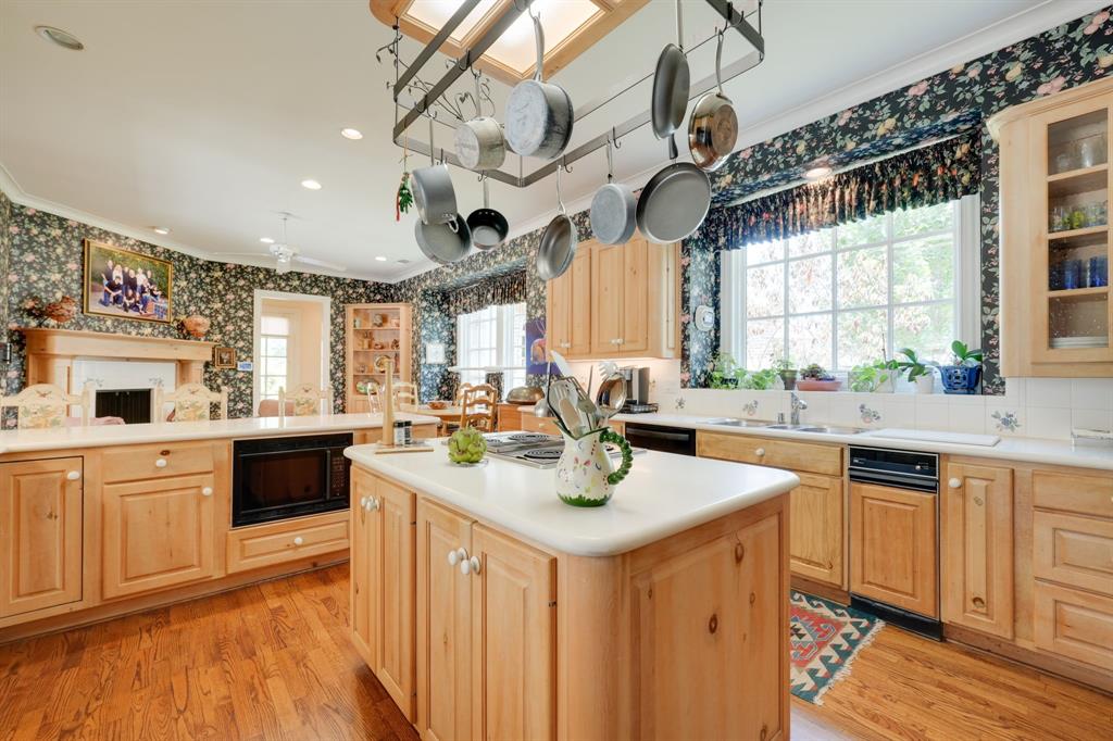 Netherland Court - Residential