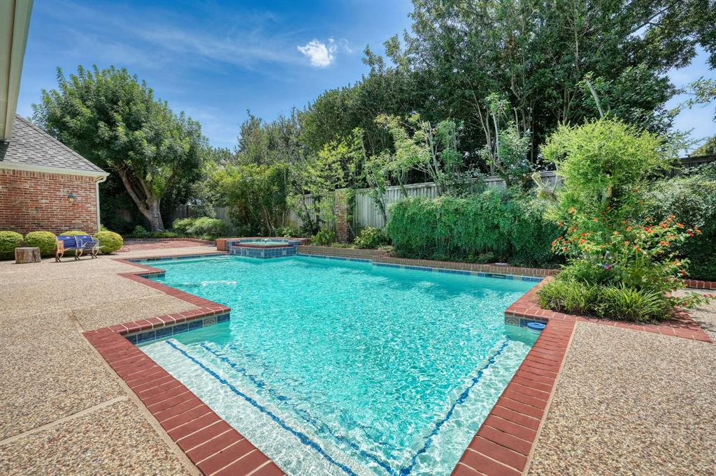 Netherland Court - Residential