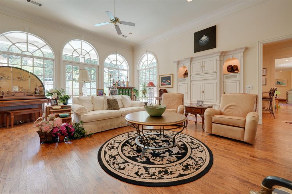 Netherland Court - Residential