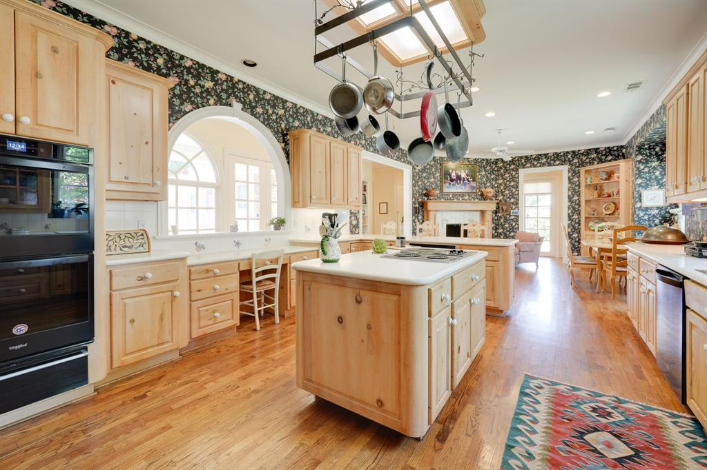 Netherland Court - Residential