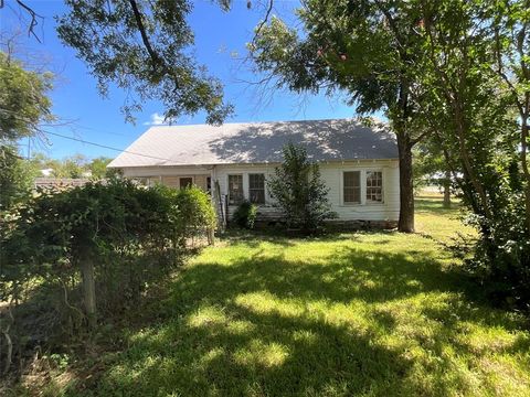 605 N Kirk Street Hico TX 76457