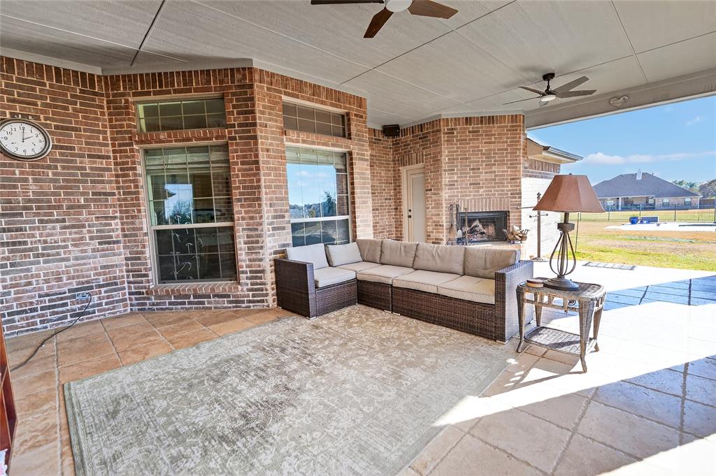 Weatherford, Texas 76087, United States, 4 Bedrooms Bedrooms, ,3 BathroomsBathrooms,Residential,Active,251387