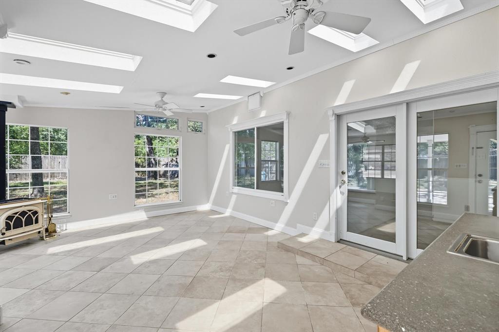 Js Dickson - Residential Lease