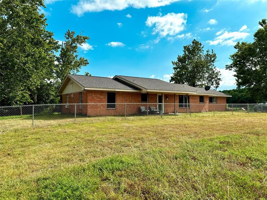 Cozy brick home sitting on nearly one full acre located between Athens & Tyler, TX! Inside features a large open living area with a gas fireplace & a beautiful kitchen with custom cabinets, stainless steel appliances, granite countertops & kitchen island. Huge primary bedroom suite that is 500 sqft alone! 4 total bedrooms and 3 full bathrooms. Vinyl flooring throughout the living areas and carpet in the bedrooms. Outside features a covered front & back porch, pool, 576 sqft detached garage, few mature trees & large front & backyard completely fenced in. All of this sitting on .92 of an acre! NO HOA! NO RESTRICTIONS! Brownsboro ISD. Conveniently located 15 minutes from Athens & only 30 minutes from Tyler!