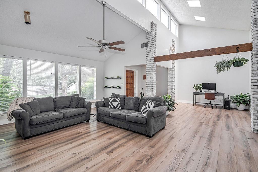 5800 Thoreau Lane