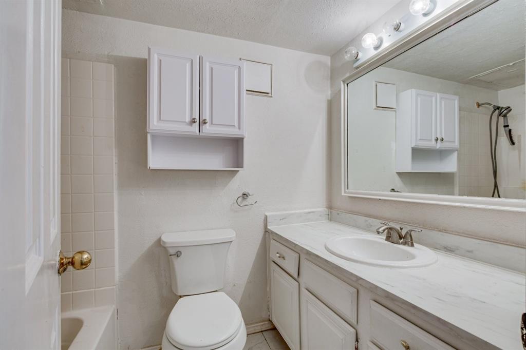 Faulknew Point 01 - Residential