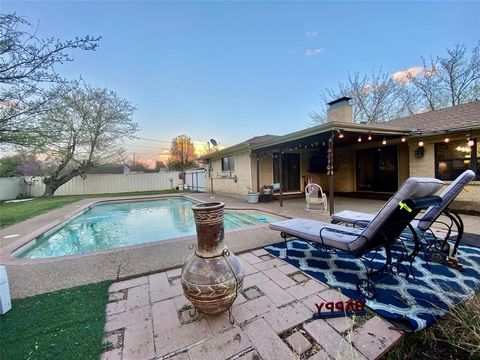 2803 N Murco Drive Mineral Wells TX 76067