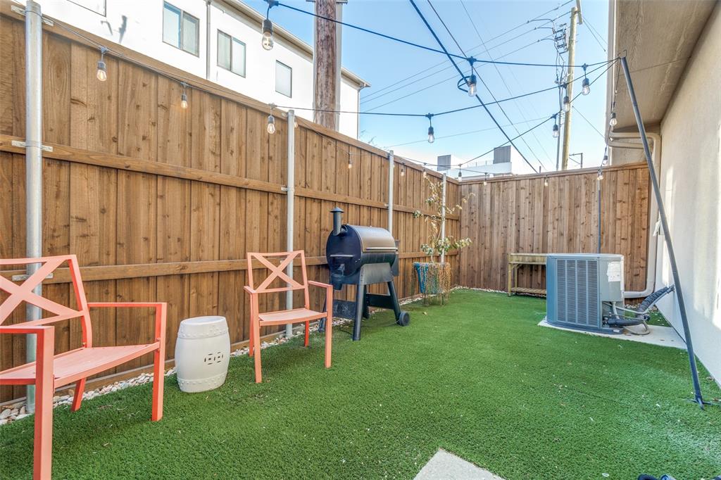 2100 N Fitzhugh Condos Bldg 4 - Residential