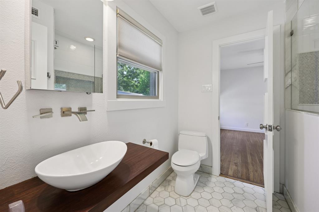 Woodcrest - Residential Lease