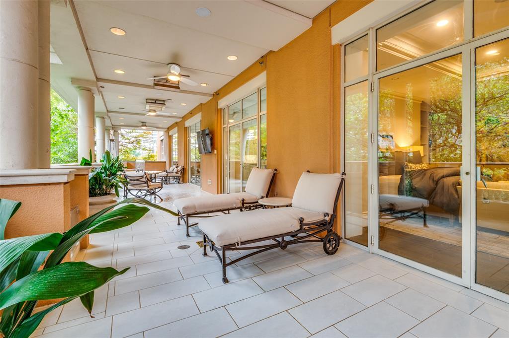 Mansion Residence - Residential