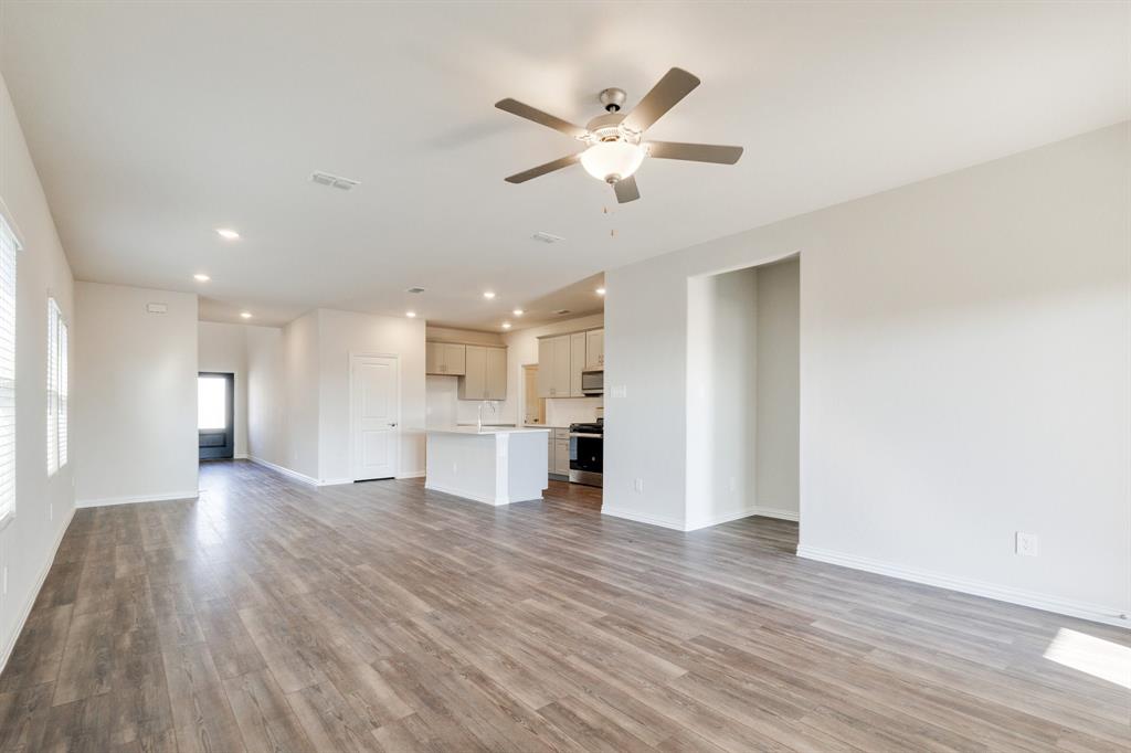 EASTRIDGE PHASE 2A (CPN) - Residential Lease