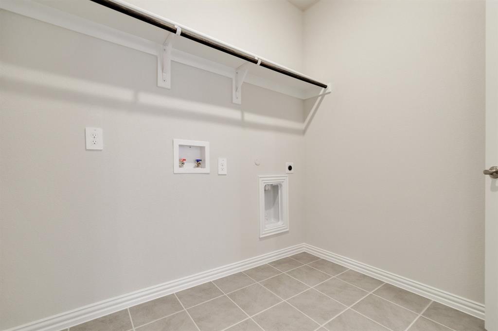 EASTRIDGE PHASE 2A (CPN) - Residential Lease